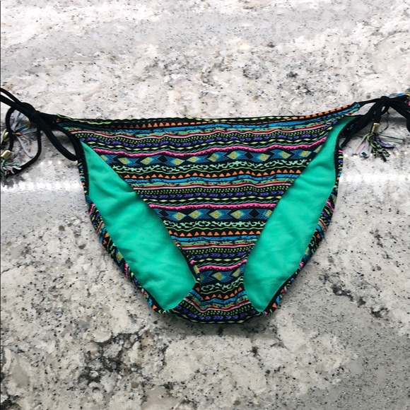 Bikini Bottoms ~ Set of 3 ~ Sz XL ~ EUC - Picture 2 of 8